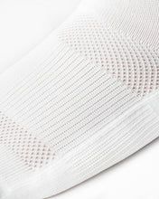 Load image into Gallery viewer, Breathable mid-calf socks
