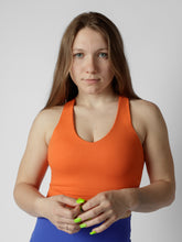 Load image into Gallery viewer, Camisole de sport avec coussinets amovibles Orange Juice