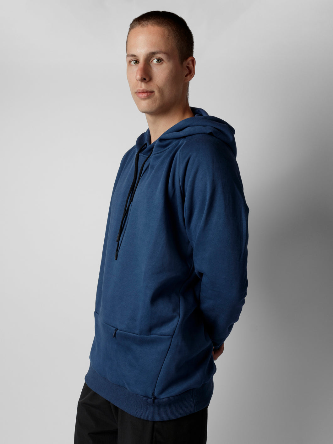 Blue hoodie with zipper pockets